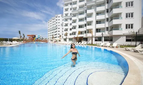 Antalya Lara Family Club Hotel Araç Kiralama